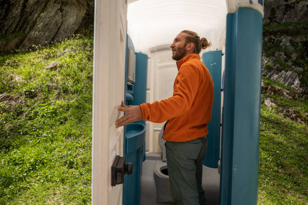 Best Wedding porta potty rental  in Center, TX